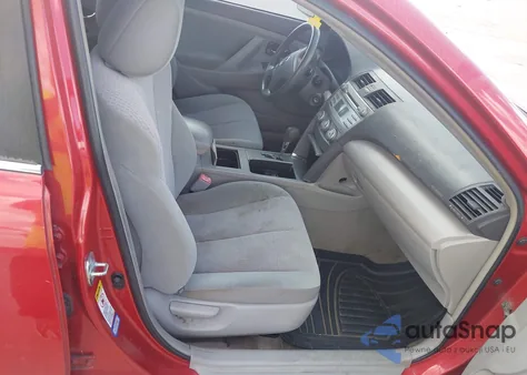 2011 Toyota Camry Le z USA, uszkodzony, nr VIN 4T1BF3EK7BU736203